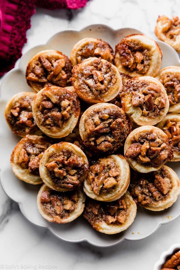 Mini-Pecan-Pies